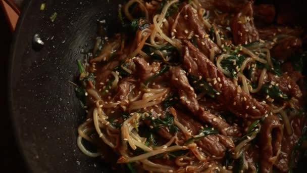 Νόστιμο Κορεάτικο Πιάτο Βόειο Κρέας Stir Fry Close — Αρχείο Βίντεο