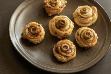 Cadılar Bayramı Zeytinli Puf - Lezzetli Yakın plan