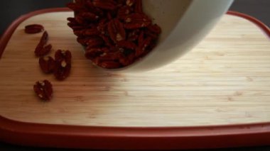 Kavrulmuş Cevizlerin Yakın Çekimi