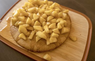 Lezzetli Ev Yapımı Elmalı Pasta - Sıcak Sonbahar Pişirme Tarifi Yakın Çekim
