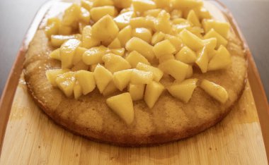 Lezzetli Ev Yapımı Elmalı Pasta - Sıcak Sonbahar Pişirme Tarifi Yakın Çekim