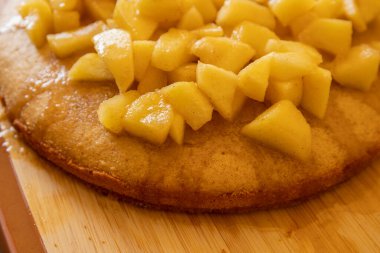 Lezzetli Ev Yapımı Elmalı Pasta - Sıcak Sonbahar Pişirme Tarifi Yakın Çekim