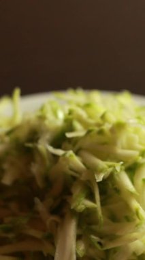 Taze kabak dilimlenmiş yakın plan.