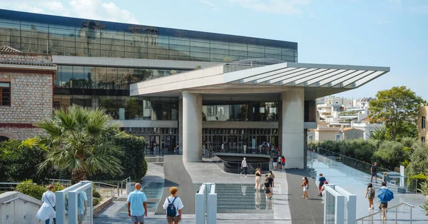 Athens Greece August 2022 People Enter Acropolis Museum Athens Greece — Stock Photo, Image