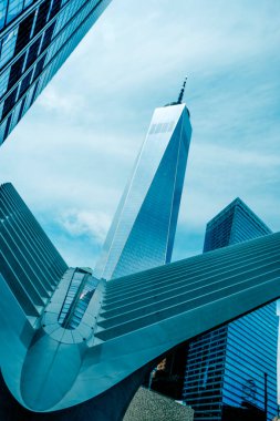 New York City, ABD - 19 Mayıs 2023: The Oculus building, in the Financial District of New York, United States, and the One World Trade Center in the background