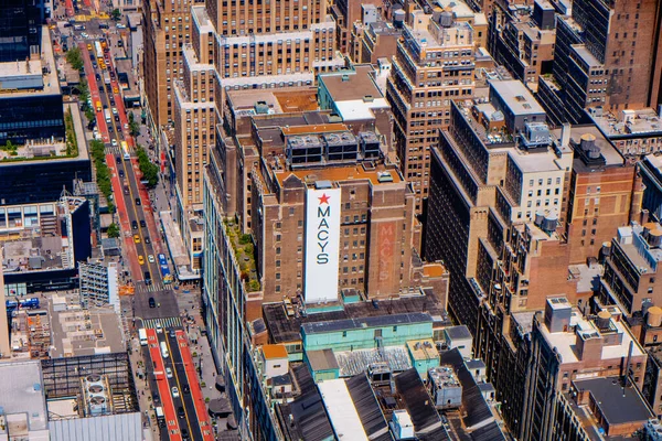 2023 엠파이어 스테이트 빌딩에서 것처럼 미드타운 맨해튼의 웨스트 맥시스 백화점 — 스톡 사진