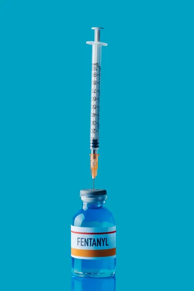 Simulated Vial Fentanyl Syringe Its Rubber Stopper Blue Surface Blue — Stock Photo, Image