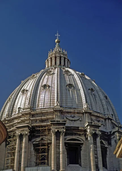 Kupol Sankt Peterskyrkan Rom Italien — Stockfoto