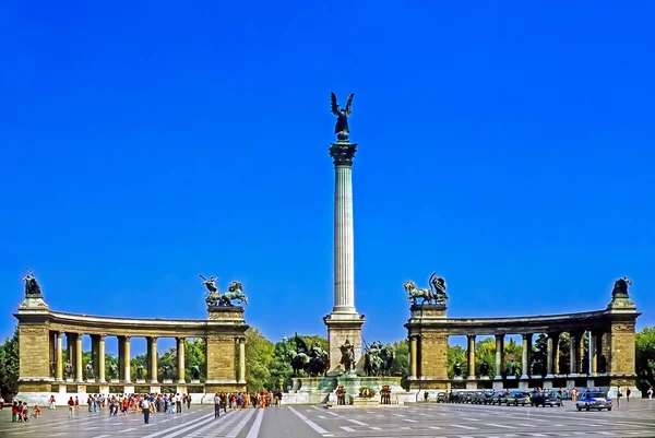 Praça Dos Heróis Budapeste Hungria — Fotografia de Stock