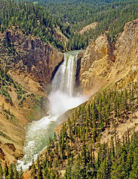 在黄石国家公园 怀俄明州低瀑布 — 图库照片