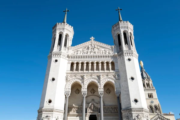 Фасад Знаменитой Базилики Нотр Дам Фурвье Лионе Франция — стоковое фото