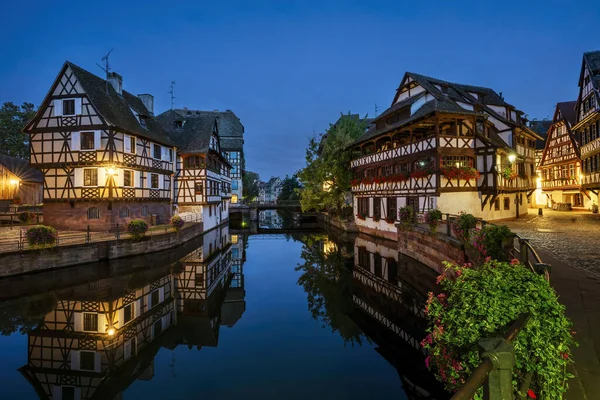 Blick Auf Den Kanal Kleinen Viertel France Bei Nacht Straßburg — Stockfoto