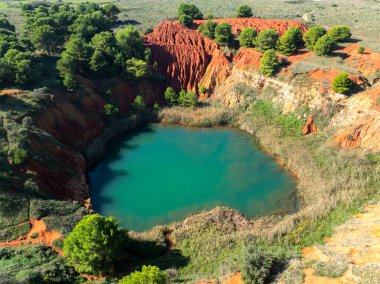 Cava di Bauxite, Puglia, İtalya