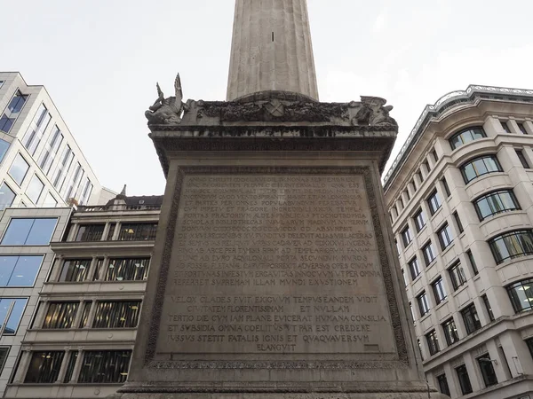 Památník Památku Velkého Požáru Londýna Roce 1666 Londýně Velká Británie — Stock fotografie