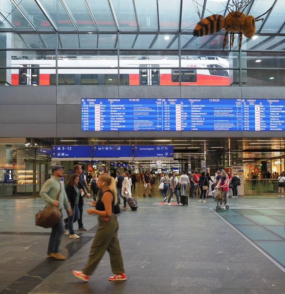 stock image VIENNA, AUSTRIA - CIRCA SEPTEMBER 2022: People at Wien Hbf central railway station