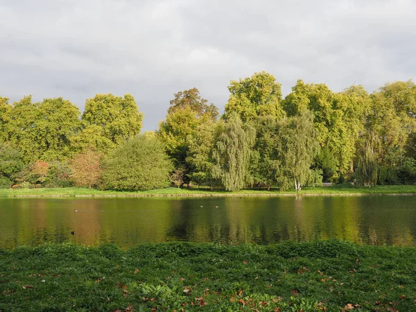 Pohled Park Saint James Londýně Velká Británie — Stock fotografie