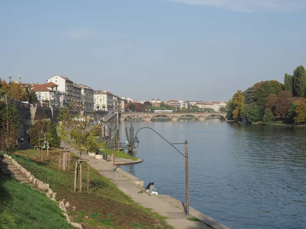 Turin イタリア Circa 2022年10月 Fiume Translation River — ストック写真
