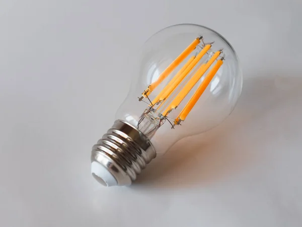 Сучасна Енергозберігаюча Лампа Копіювальним Простором — стокове фото