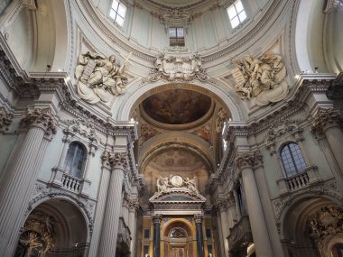 BOLOGNA, İTALYA - CIRCA Eylül 2022: Santa Maria della Vita Kilisesi çeviri: