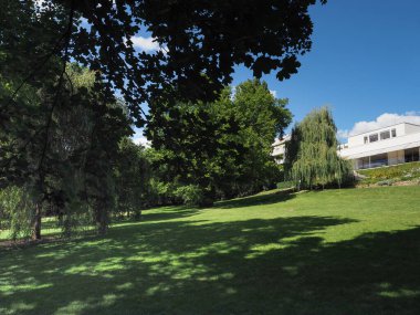 BRNO, CZECH Cumhuriyet - CIRCA SEPTEMBER 2022: Mimar Ludwig Mies van der Rohe tarafından tasarlanan Villa Tugendhat modernist ev