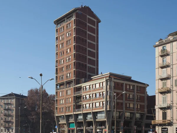 Turin イタリア Circa 2023年1月 ミラノのBbpr建築家によって設計されたBbprタワー — ストック写真