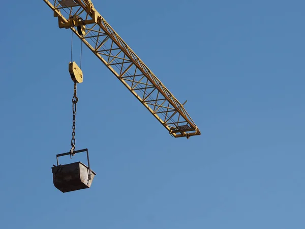 Bucket Attached Lifting Hook Crane — Stock Photo, Image