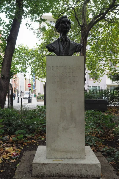 Londres Reino Unido Circa Outubro 2022 Estátua Filósofo Britânico Bertrand — Fotografia de Stock