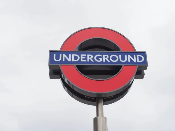 London Egyesült Királyság Circa October 2022 Underground Roundel Sign — Stock Fotó