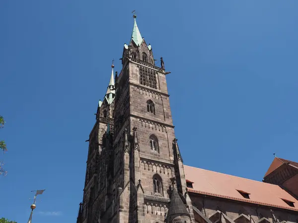 San Lorenz Traducción San Lorenzo Iglesia Evangélica Luterana Nuernberg Alemania — Foto de Stock