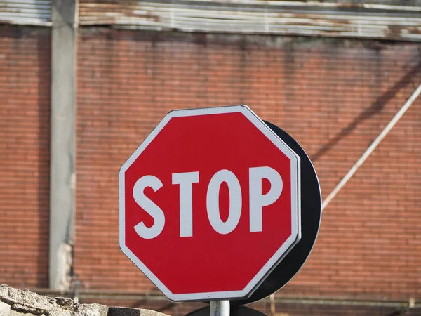 Regelgevingssignalen Verkeersbord Stoppen Wazige Achtergrond — Stockfoto