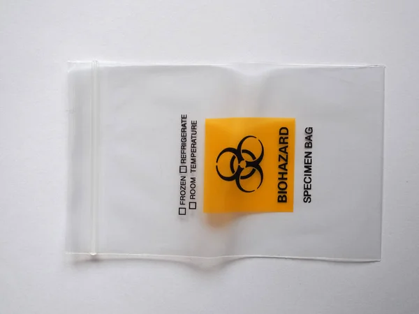 生物危害样品袋 用于处理围网试剂盒 — 图库照片