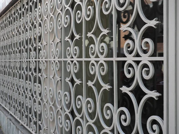 Декоративный Серый Окрашенный Железный Забор Полезен Качестве Фона — стоковое фото