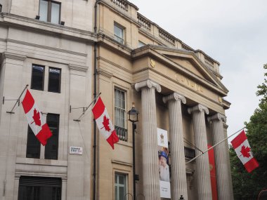 LONDON, İngiltere - CIRCA ECTOBER 2022: Trafalgar Meydanı 'ndaki Kanada Evi