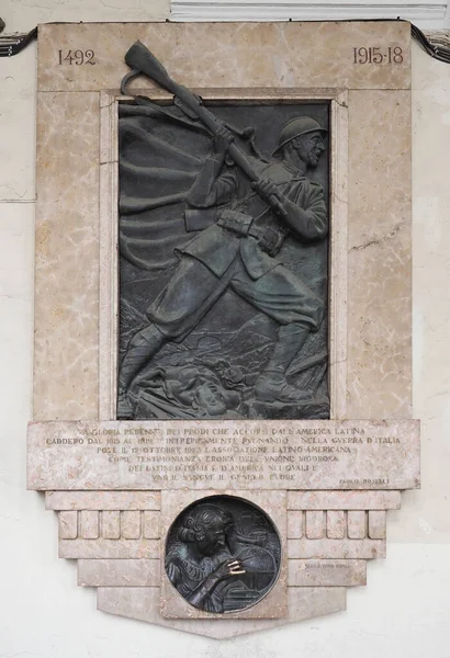 Turin Itálie Circa April 2023 Christopher Columbus Prst Basreliéfu Sochaře — Stock fotografie