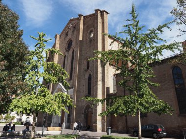 BOLOGNA, İTALYA - CIRCA Eylül 2022: San Francesco çeviri Saint Francis Kilisesi