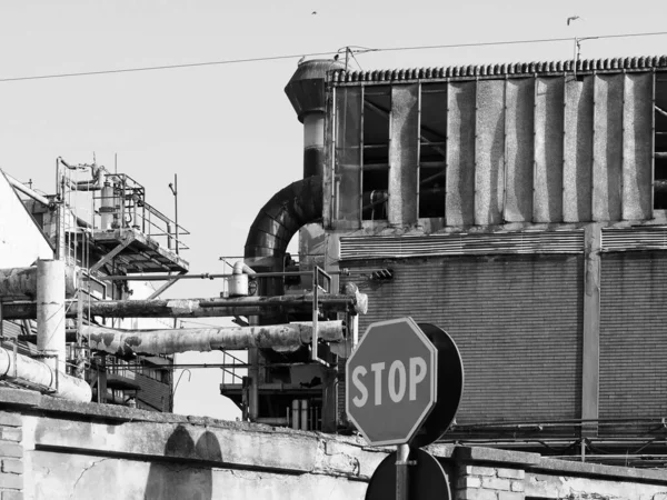 Ruinas Industriales Una Antigua Fábrica Abandonada Blanco Negro —  Fotos de Stock