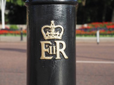 LONDON, İngiltere - CIRCA ECTOBER 2022: Kraliçe şifresi 2.