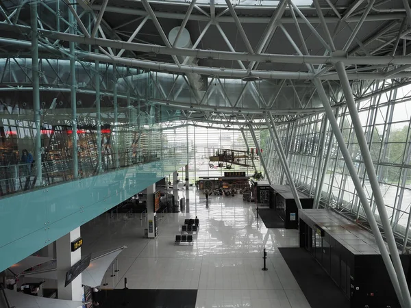 Bratislava Słowacja Circa Wrzesień 2022 Wnętrze Lotniska Stefaniku — Zdjęcie stockowe