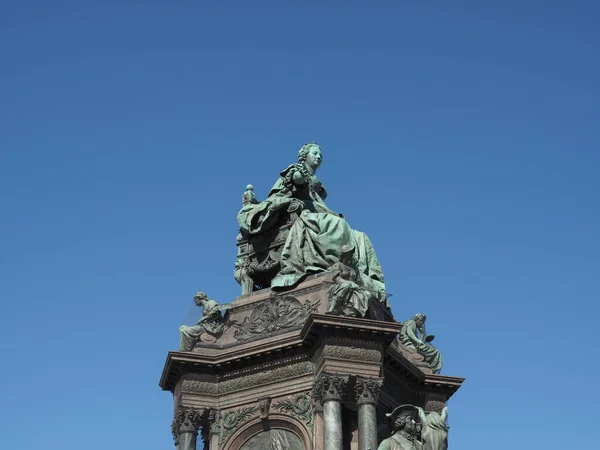マリア テレジア記念碑彫刻家カスパル フォン ズンブッシュによる1888年頃のオーストリア ウィーン — ストック写真