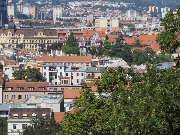 チェコ共和国のブルノの街の空中風景 — ストック写真