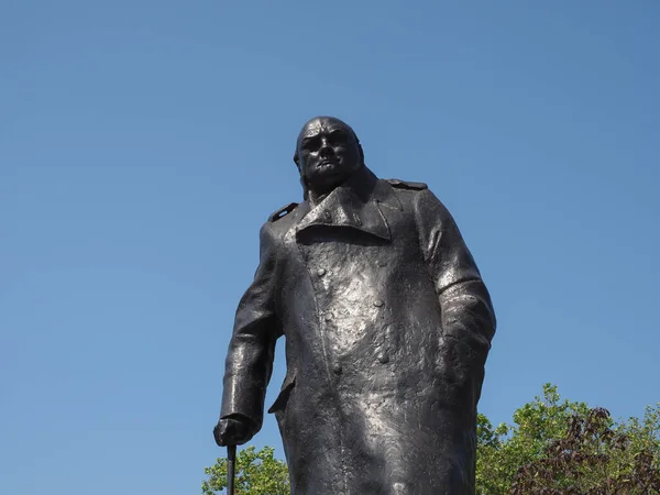 Londen Juni 2023 Standbeeld Van Winston Churchill Parliament Square Door — Stockfoto