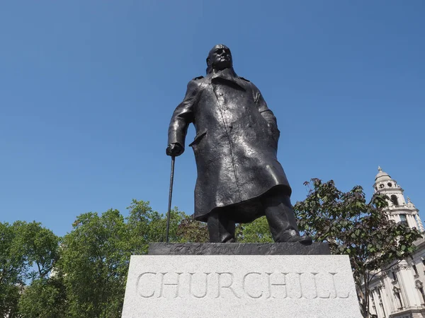 Londres Reino Unido Junho 2023 Estátua Winston Churchill Praça Parlamento — Fotografia de Stock