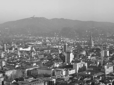 İtalya 'nın Torino kentinin hava manzarası. Piazza Castello meydanı siyah beyaz.