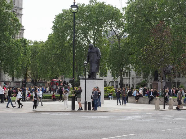 Londres Reino Unido Junho 2023 Estátua Winston Churchill Praça Parlamento — Fotografia de Stock