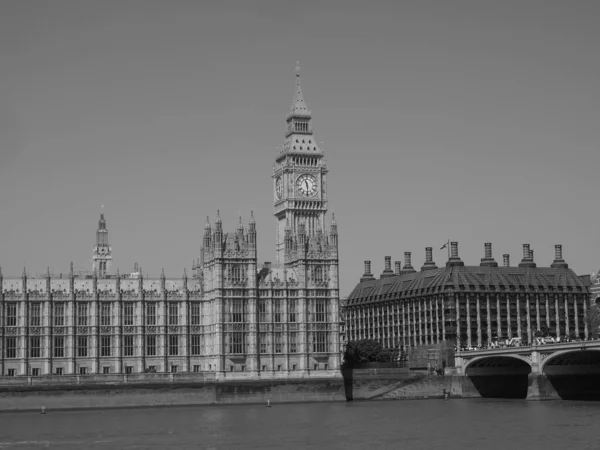 Лондон Июня 2023 Года Палаты Парламента Известные Вестминстерский Дворец Черно — стоковое фото