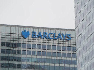 LONDON, İngiltere - 07 Haziran 2023: Barclays banka genel merkezi Canary Wharf