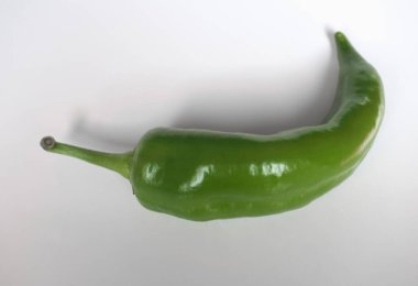 Yeşil biberler bilimsel adı Capsicum namı diğer dolmalık biber sebzeler vejetaryen yiyecekler