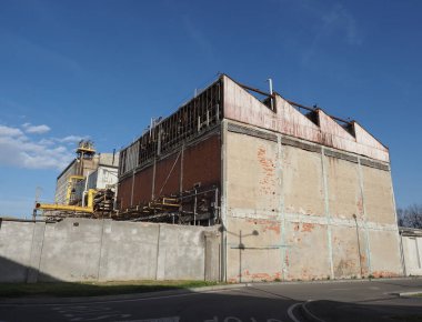 eski, terk edilmiş bir fabrika sanayi kalıntıları