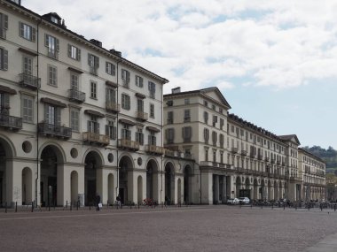 TURIN, İTALYA - 04 Nisan 2023: Piazza Vittorio Emanuele II.