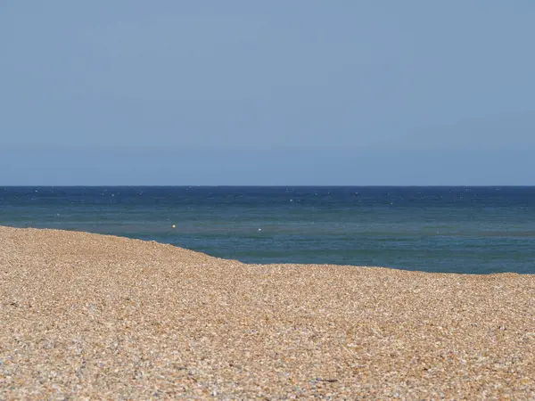 Morze Widziane Plaży Przydatne Jako Naturalne Tło — Zdjęcie stockowe